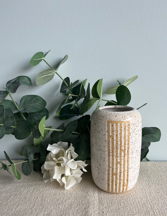 Speckled White Vase - Split Lines